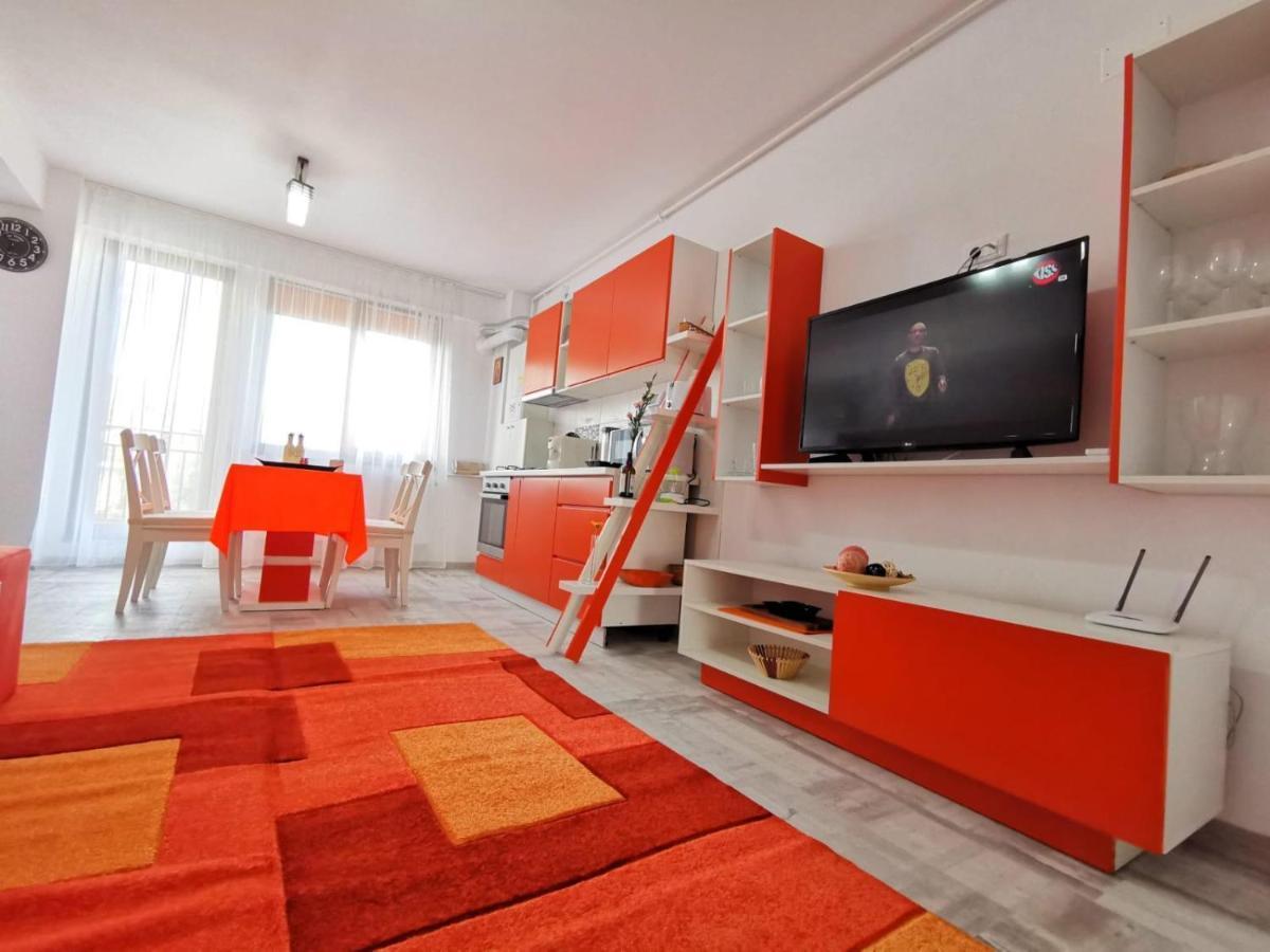 Orange Apartment-Brilliant Apartments Constanta Exterior photo